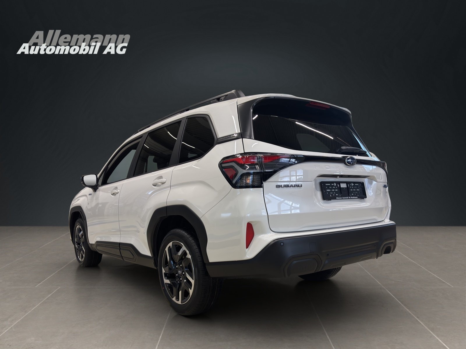 SUBARU Forester Station 2.0i e-Boxer Swiss Plus, Mild-Hybrid Benzin/Elektro, Neuwagen, Automatik - 4