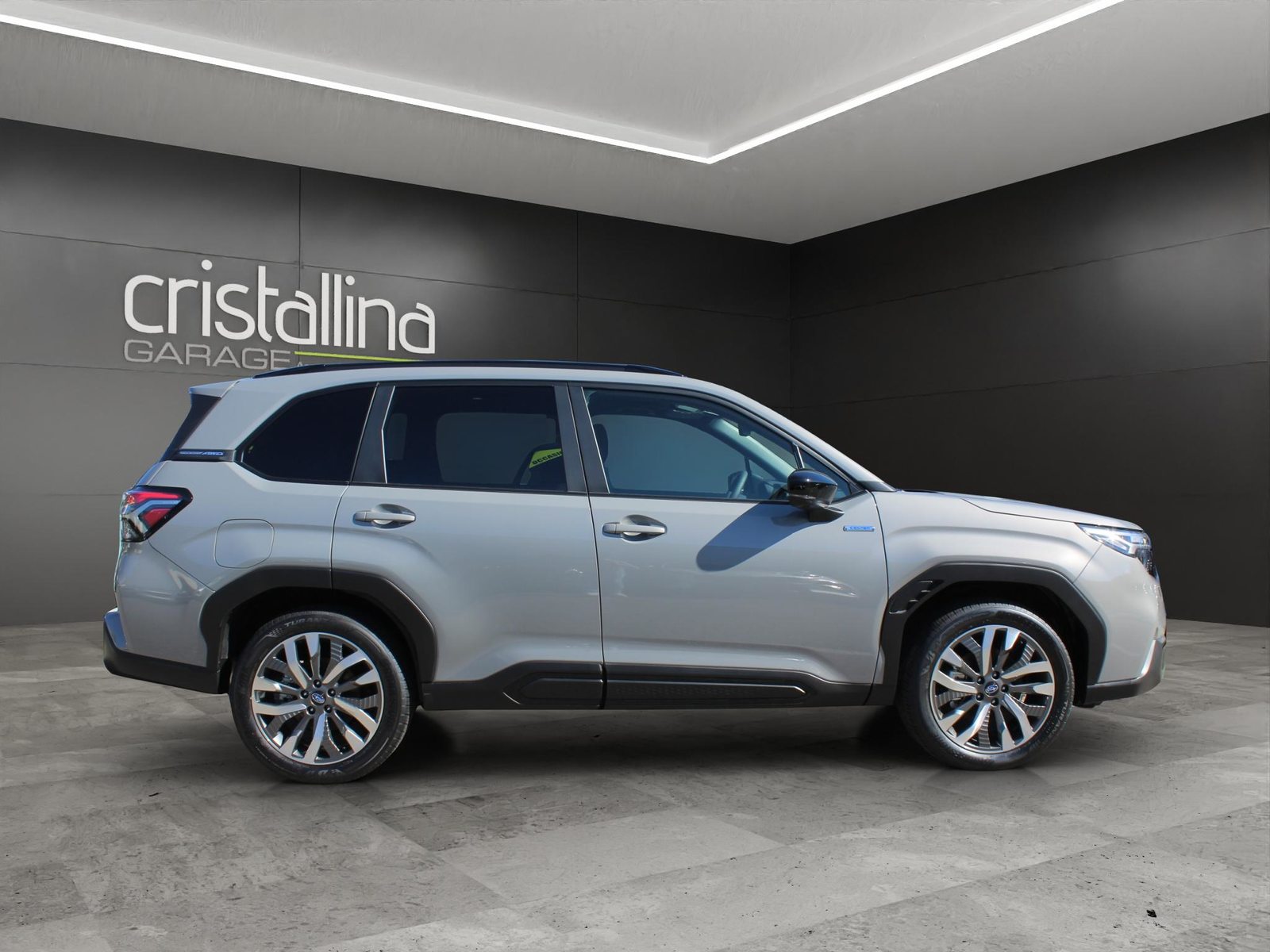 SUBARU Forester Station 2.0i e-Boxer Luxury, Hybride Léger Essence/Électricité, Voiture nouvelle, Automatique - 5