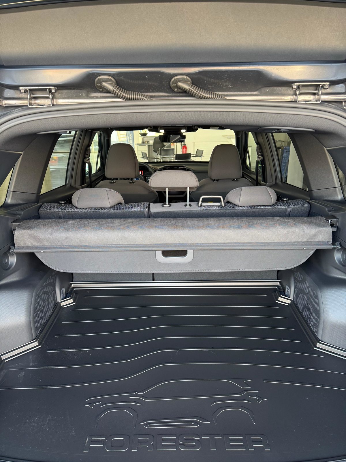 SUBARU Forester Station 2.0i e-Boxer Swiss Plus, Voll-Hybrid Benzin/Elektro, Neuwagen, Automatik - 6