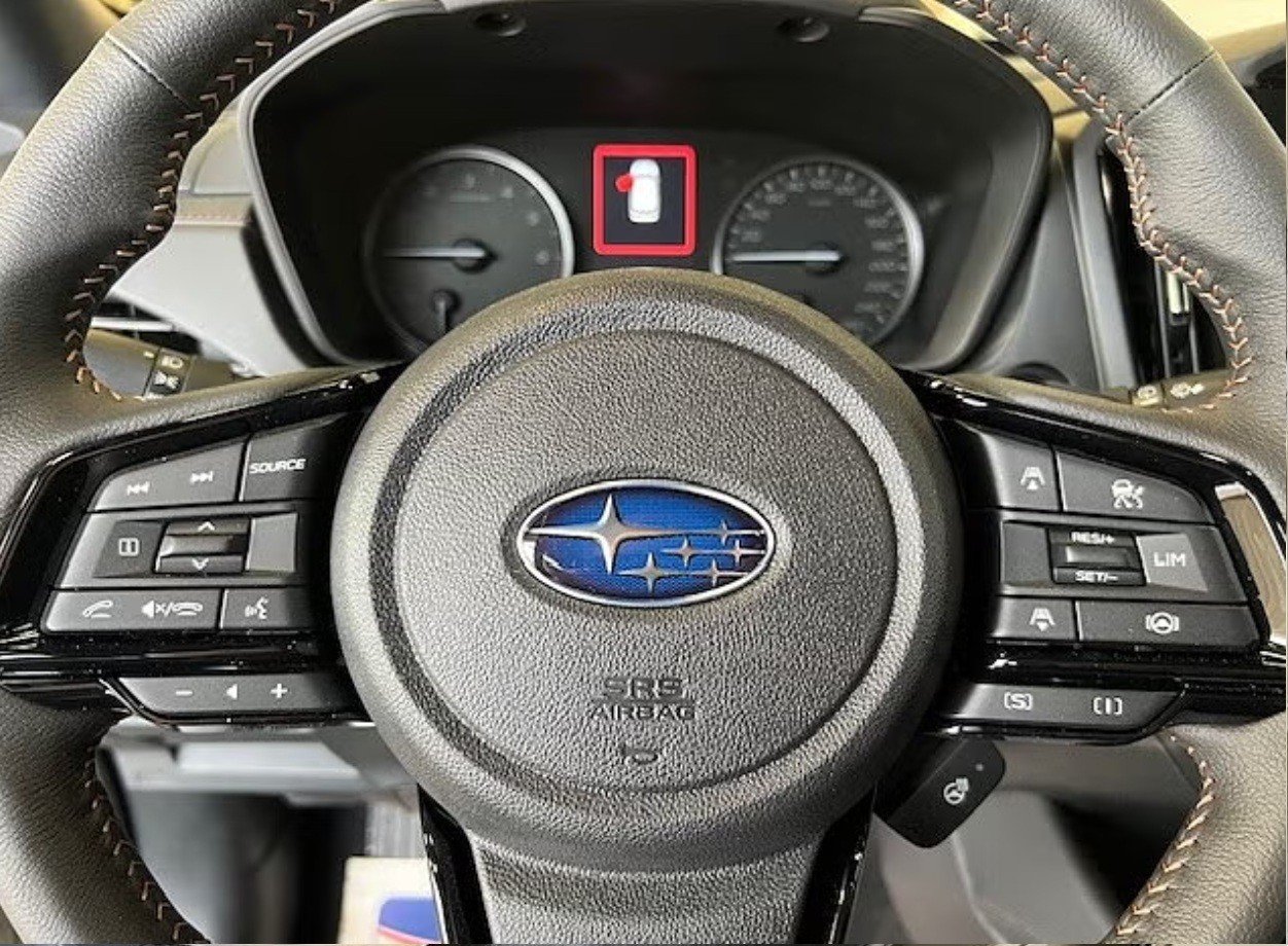 SUBARU Forester 2.0i e-Boxer Luxury Lineartronic, Full-Hybrid Petrol/Electric, New car, Automatic - 6