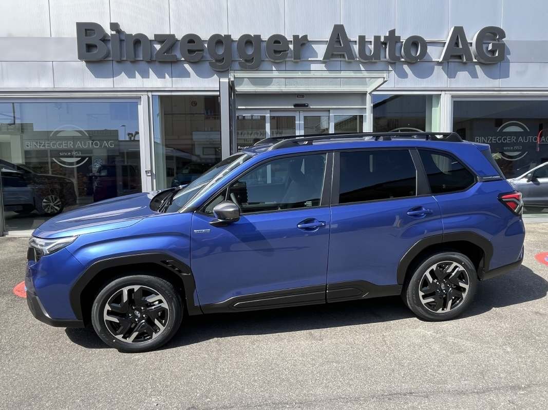 SUBARU Forester Station 2.0i e-Boxer Swiss Plus, Hybride Leggero Benzina/Elettrica, Auto nuove, Automatico - 2