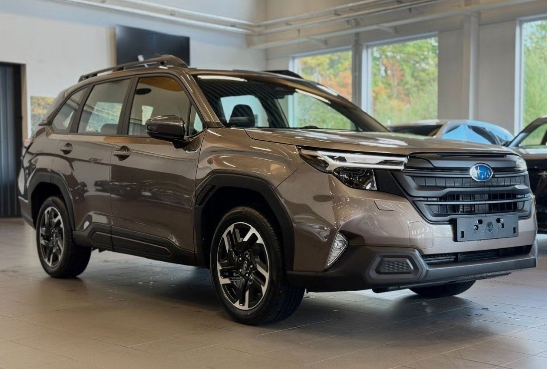 SUBARU Forester 2.0i e-Boxer Advantage Lineartronic, Hybride Integrale Benzina/Elettrica, Auto nuove, Automatico - 2