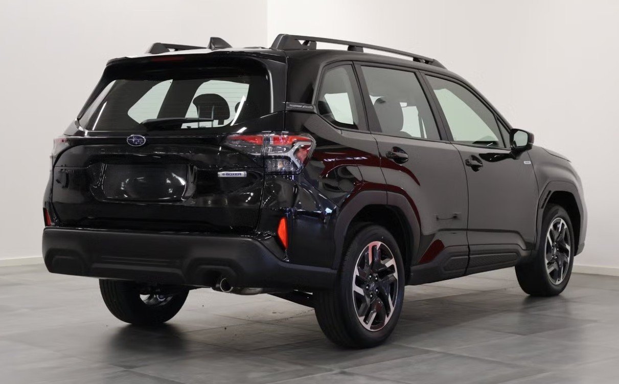 SUBARU Forester 2.0i e-Boxer Advantage Lineartronic, Hybride Integrale Benzina/Elettrica, Auto nuove, Automatico - 3