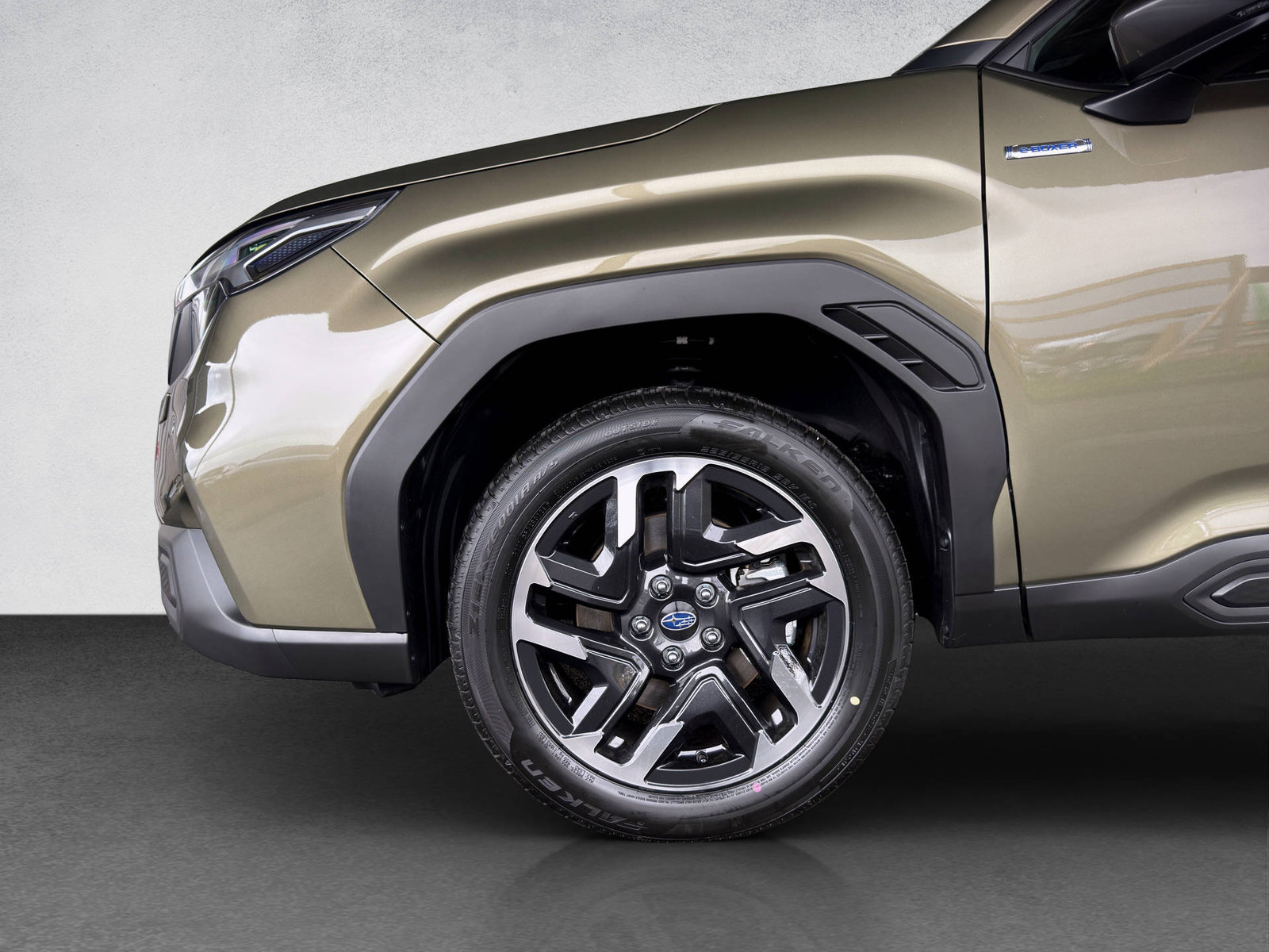 SUBARU Forester Station 2.0i e-Boxer Swiss Plus, Hybride Leggero Benzina/Elettrica, Auto nuove, Automatico - 3
