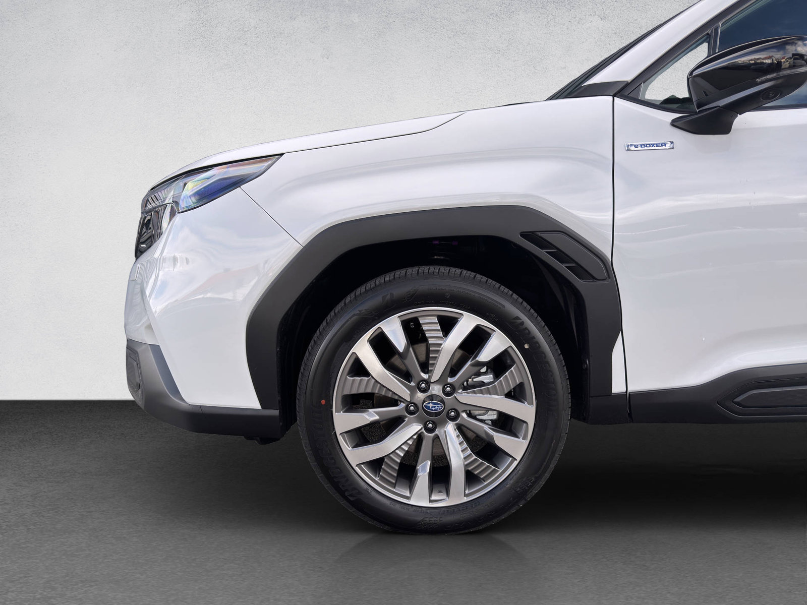 SUBARU Forester Station 2.0i e-Boxer Luxury, Hybride Léger Essence/Électricité, Voiture nouvelle, Automatique - 4