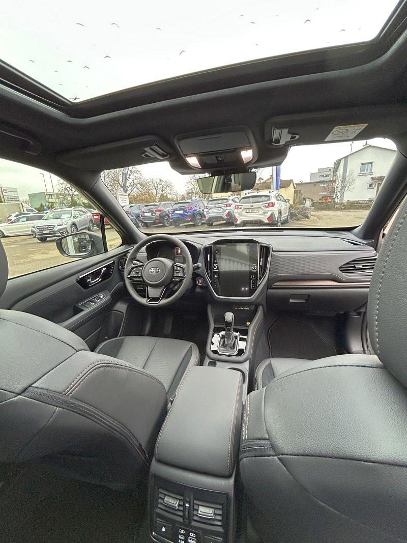 SUBARU Forester Station 2.0i e-Boxer Luxury, Hybride Integrale Benzina/Elettrica, Auto nuove, Automatico - 5