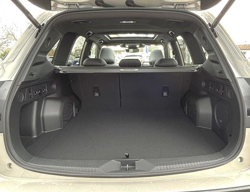 SUBARU Forester Station 2.0i e-Boxer Luxury, Hybride Integrale Benzina/Elettrica, Auto nuove, Automatico - 6