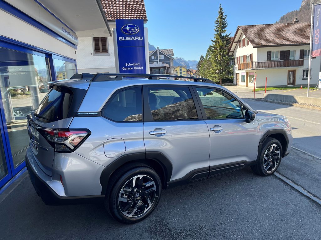 SUBARU FORESTER 2.0i e-Boxer Swiss Plus, Mild-Hybrid Benzin/Elektro, Neuwagen, Automatik - 3