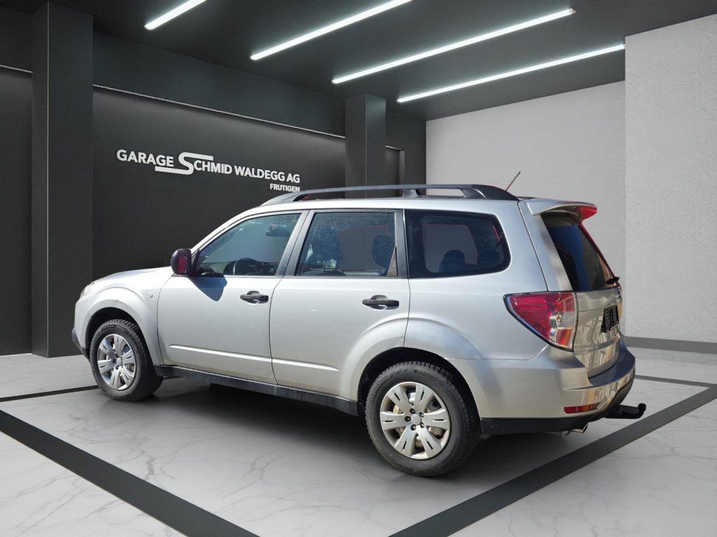 SUBARU Forester 2.0 X Swiss, Essence, Occasion / Utilisé, Manuelle - 5