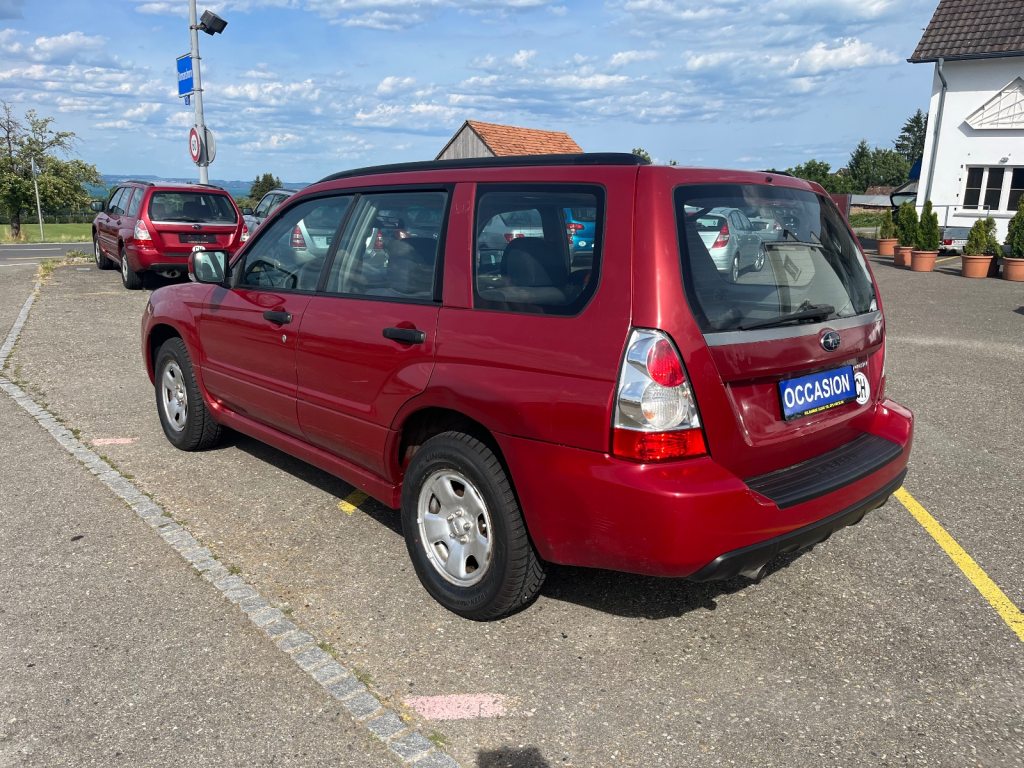 SUBARU FORESTER 2.0 X Swiss, Benzina, Occasioni / Usate, Manuale - 4