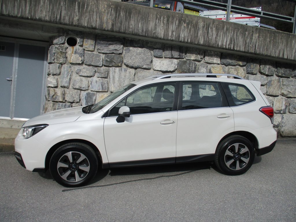 SUBARU FORESTER 2.0 Swiss, Benzina, Occasioni / Usate, Manuale - 2