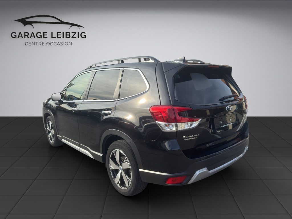 SUBARU Forester Station 2.0i e-Boxer Luxury, Hybride Léger Essence/Électricité, Occasion / Utilisé, Automatique - 3