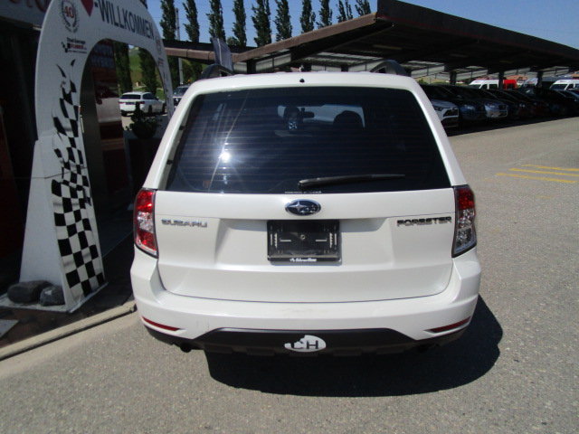 SUBARU Forester Station 2.0 X Swiss, Petrol, Second hand / Used, Automatic - 7