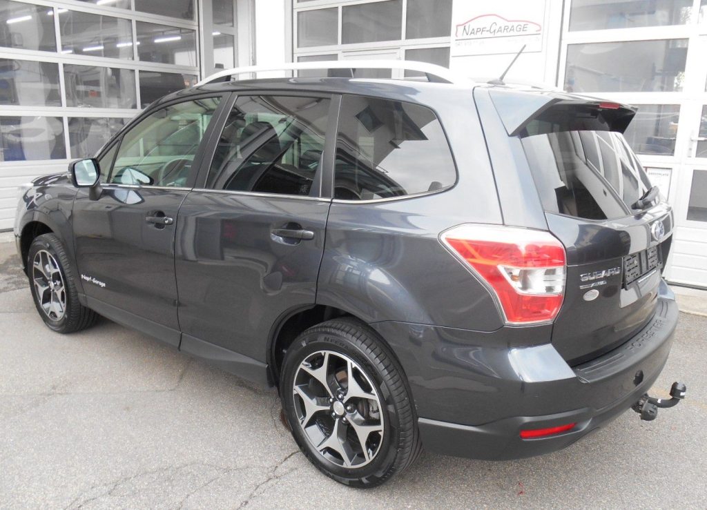 SUBARU Forester 2.0i Aut. AHK Lux., Essence, Occasion / Utilisé, Automatique - 3