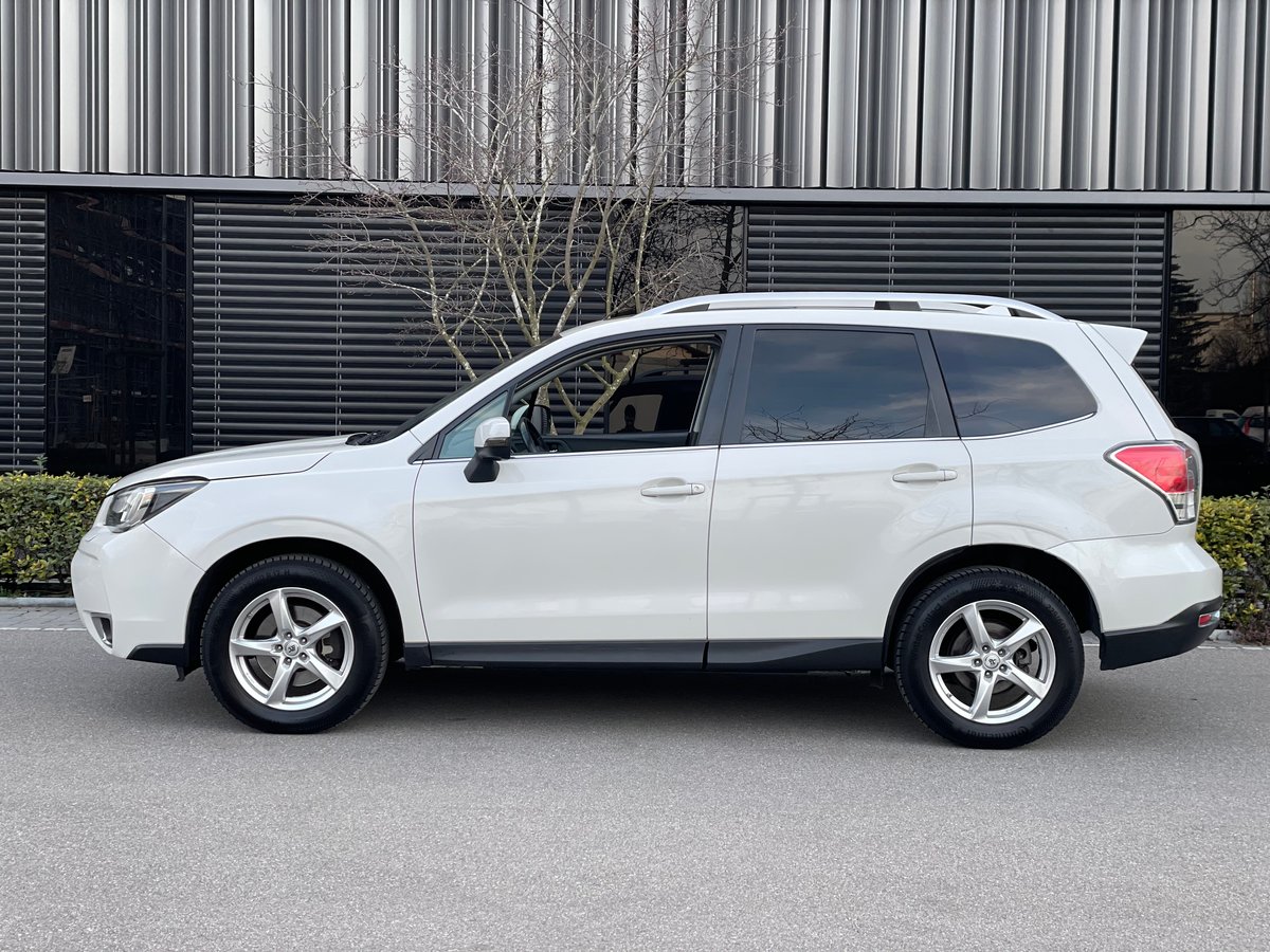 SUBARU Forester 2.0D Luxury Lineatronic, Diesel, Occasion / Utilisé, Automatique - 2