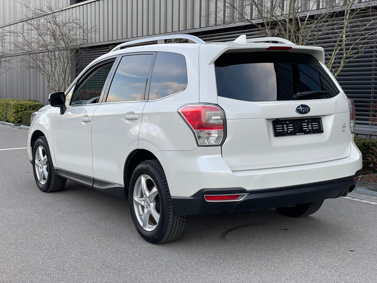 SUBARU Forester 2.0D Luxury Lineatronic, Diesel, Occasion / Utilisé, Automatique - 7