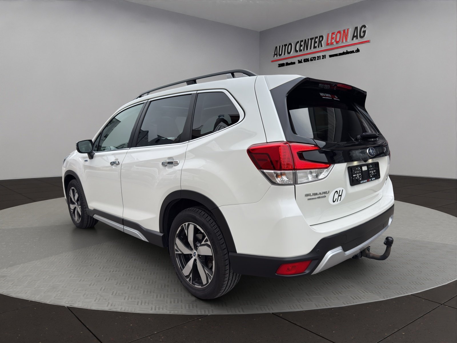 SUBARU Forester 2.0i e-Boxer Advantage Lineartronic, Voll-Hybrid Benzin/Elektro, Occasion / Gebraucht, Automatik - 4