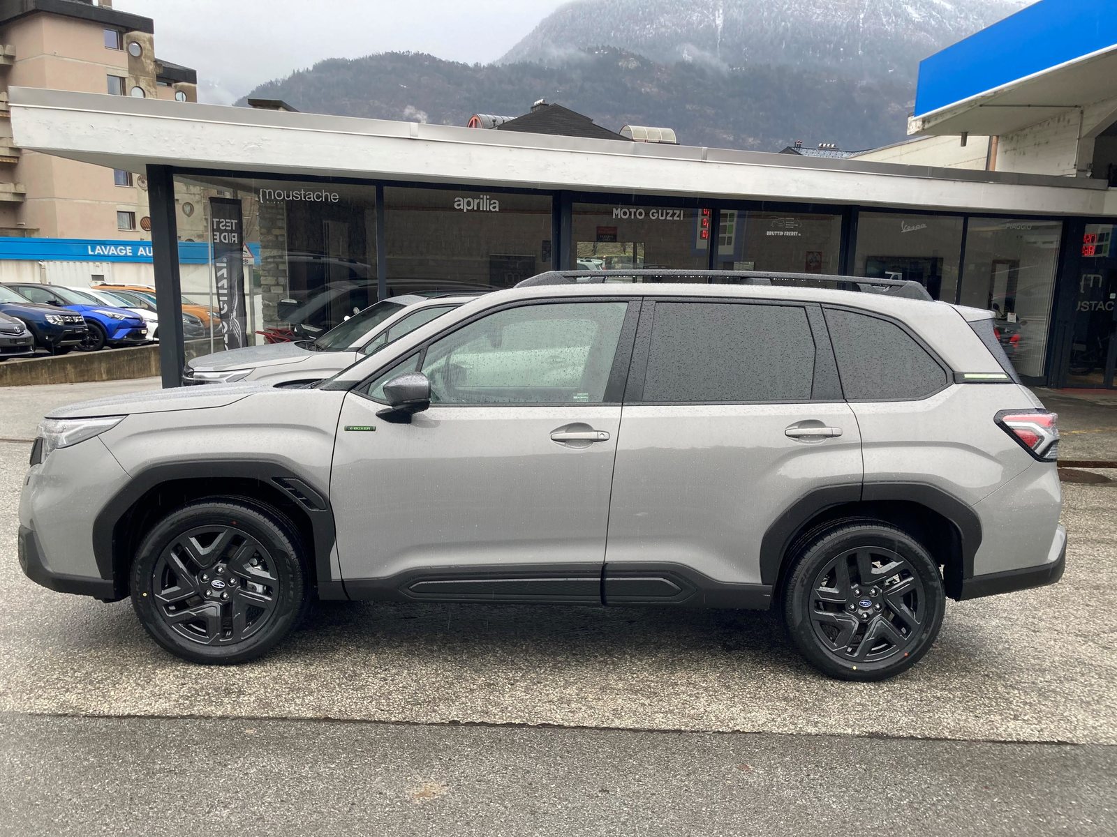SUBARU Forester Station 2.0i e-Boxer Sport, Voll-Hybrid Benzin/Elektro, Occasion / Gebraucht, Automatik - 4