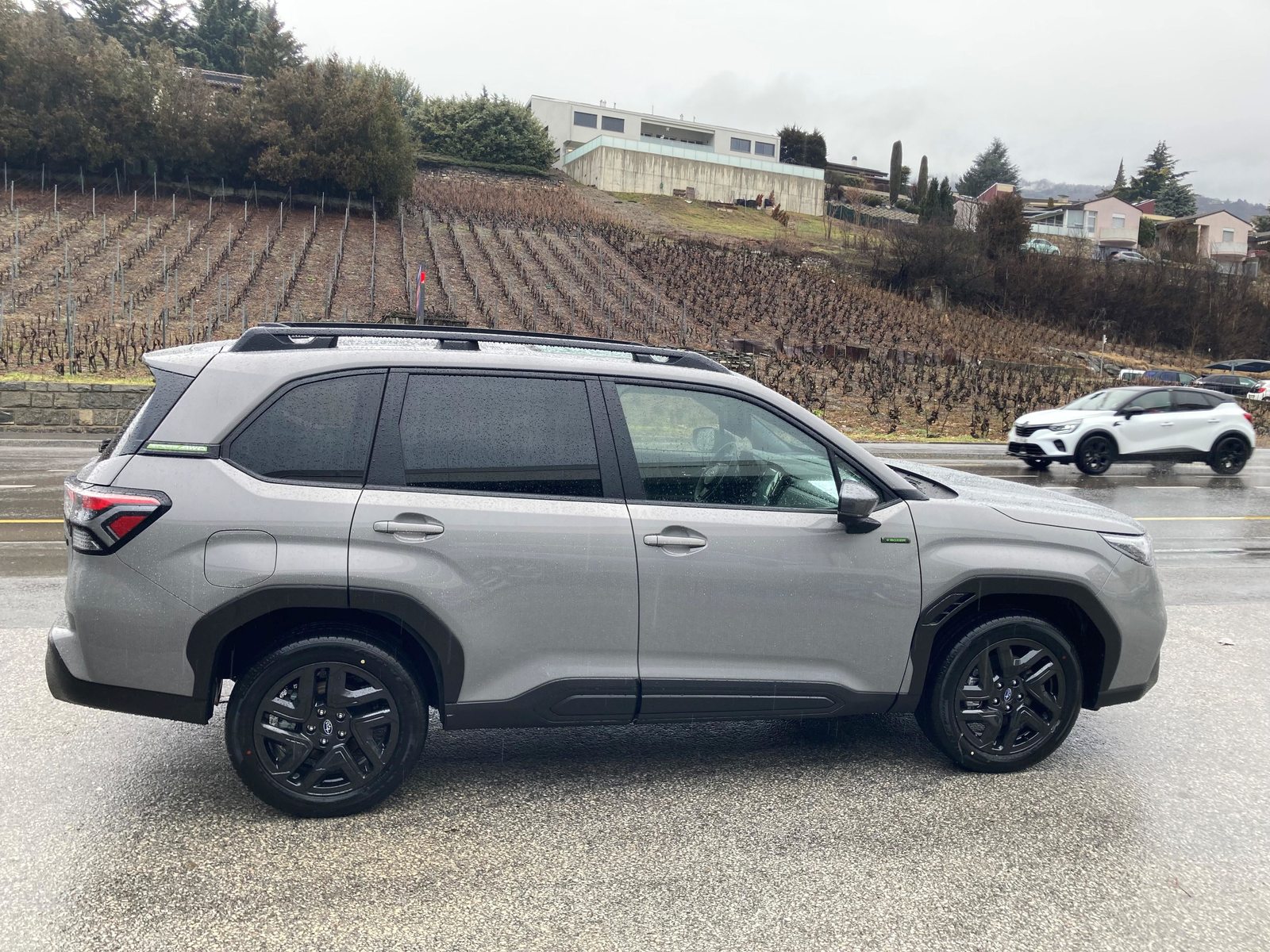 SUBARU Forester Station 2.0i e-Boxer Sport, Voll-Hybrid Benzin/Elektro, Occasion / Gebraucht, Automatik - 5