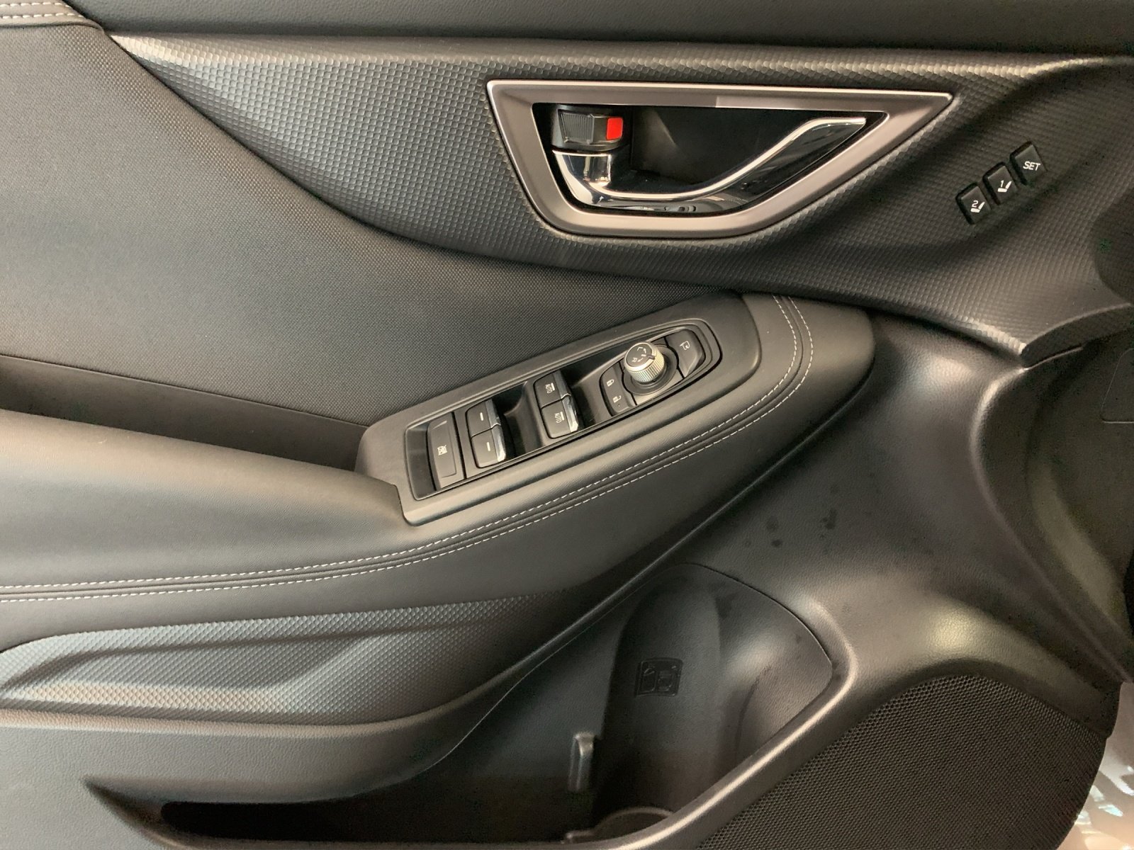 SUBARU Forester 2.0i e SwissPlus, Voll-Hybrid Benzin/Elektro, Occasion / Gebraucht, Automatik - 6