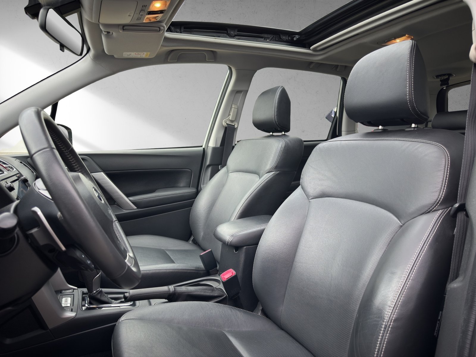 SUBARU Forester 2.0D Luxury Lineatronic, Diesel, Occasion / Utilisé, Automatique - 6