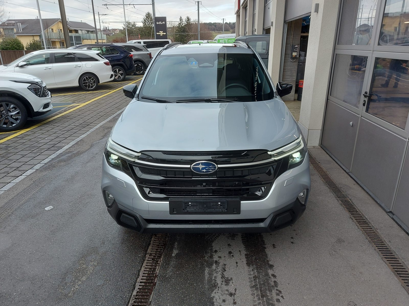 SUBARU Forester Station 2.0i e-Boxer Luxury, Voll-Hybrid Benzin/Elektro, Occasion / Gebraucht, Automatik - 5