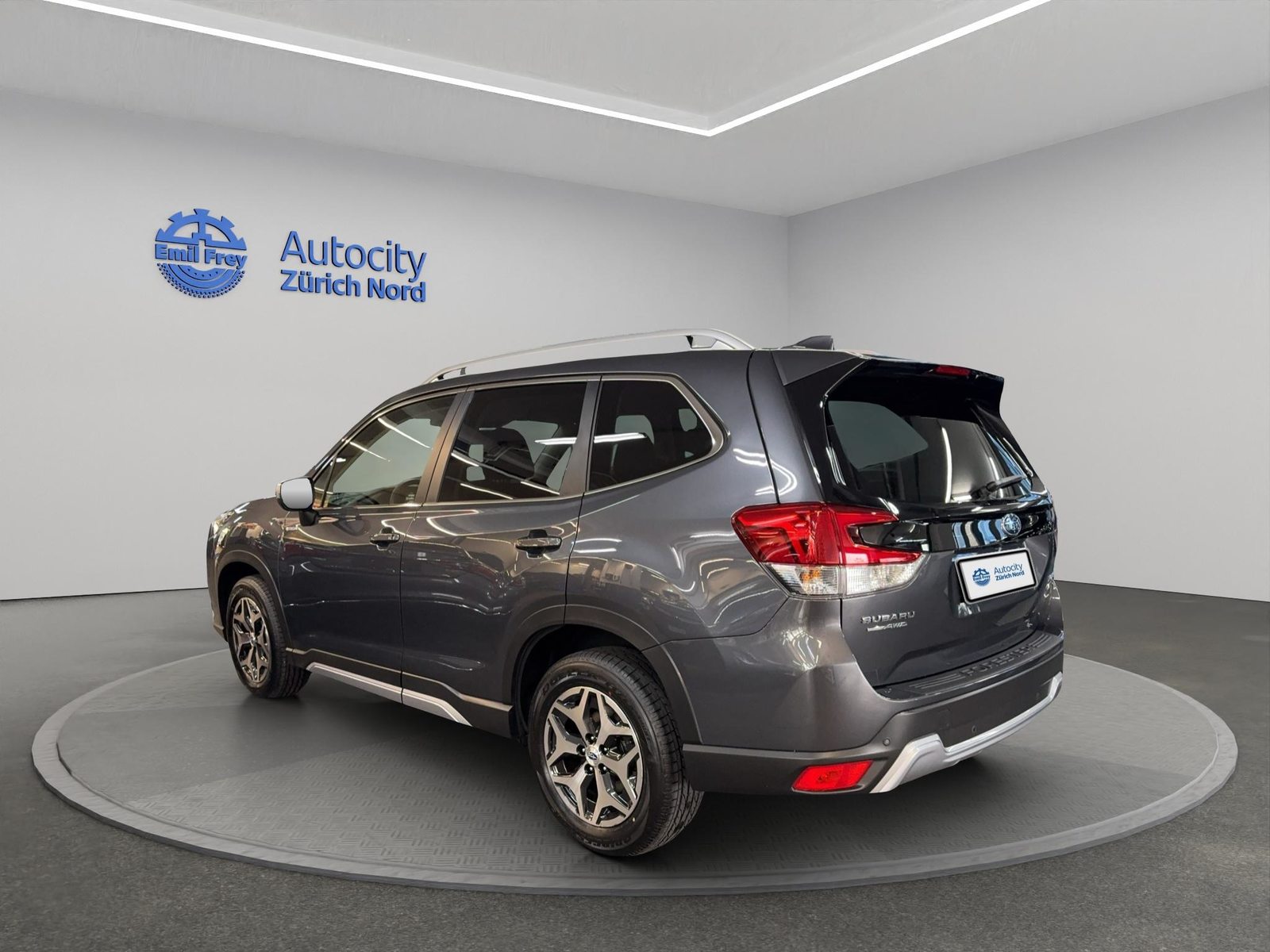 SUBARU Forester Station 2.0i e-Boxer Swiss Plus, Hybride Intégral Essence/Électricité, Occasion / Utilisé, Automatique - 3
