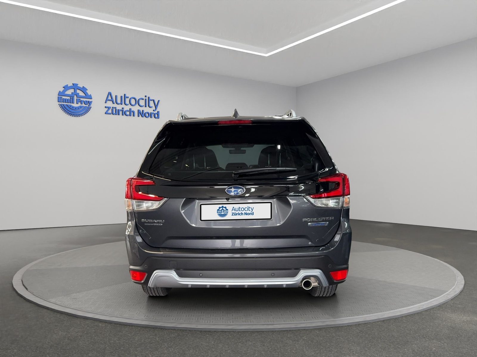 SUBARU Forester Station 2.0i e-Boxer Swiss Plus, Hybride Intégral Essence/Électricité, Occasion / Utilisé, Automatique - 4