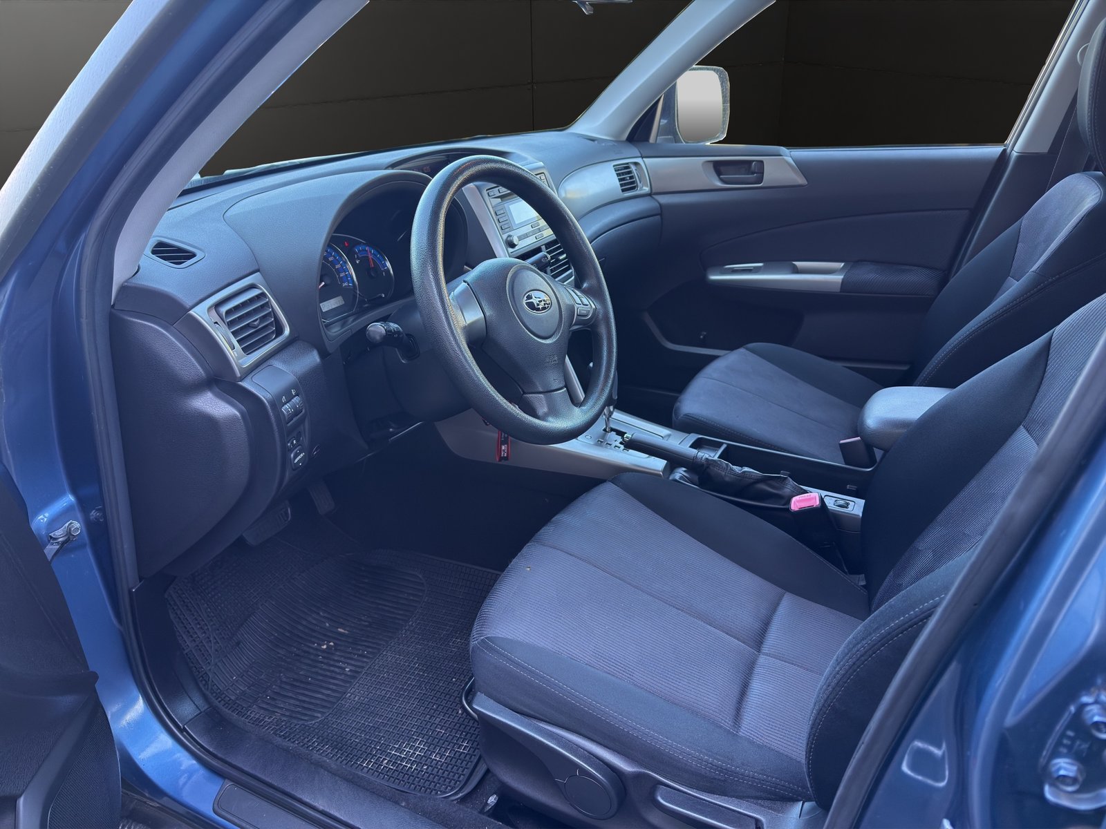 SUBARU Forester 2.0XS Comfort Celebration Automatic, Benzin, Occasion / Gebraucht, Automatik - 6