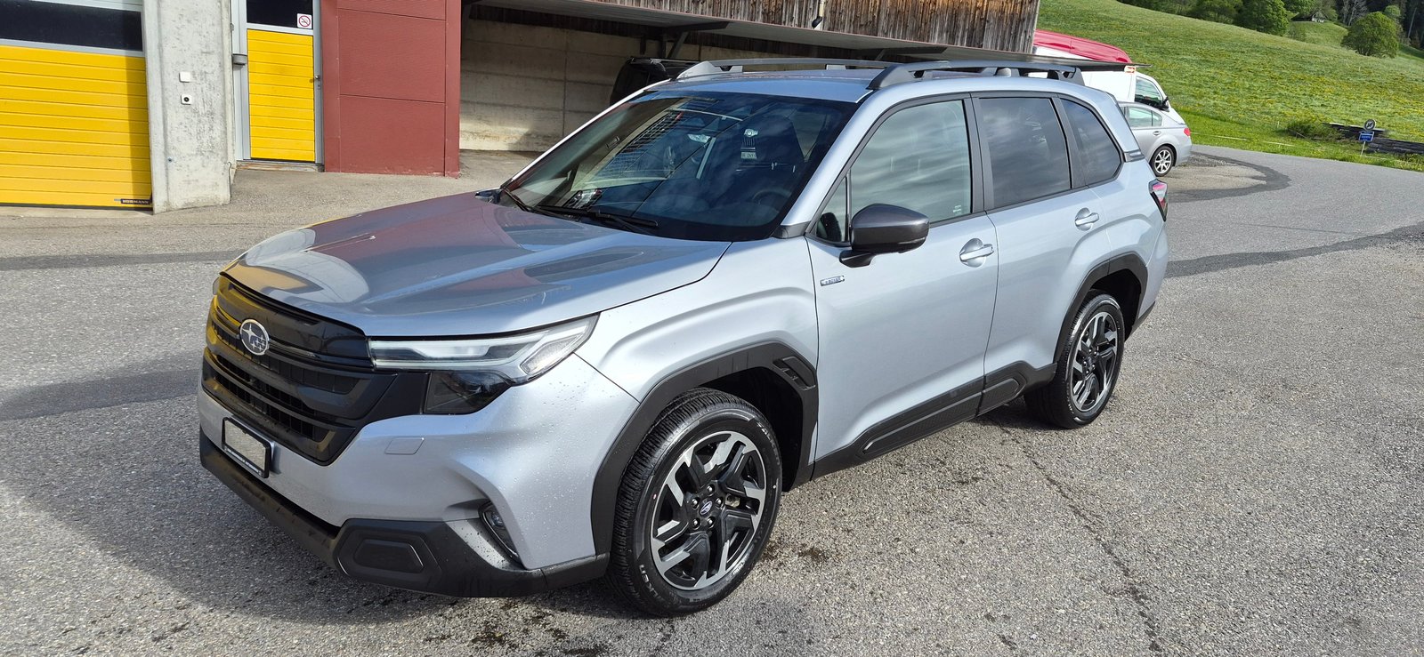 SUBARU Forester 2.0i e-Boxer Swiss Plus Lineartronic