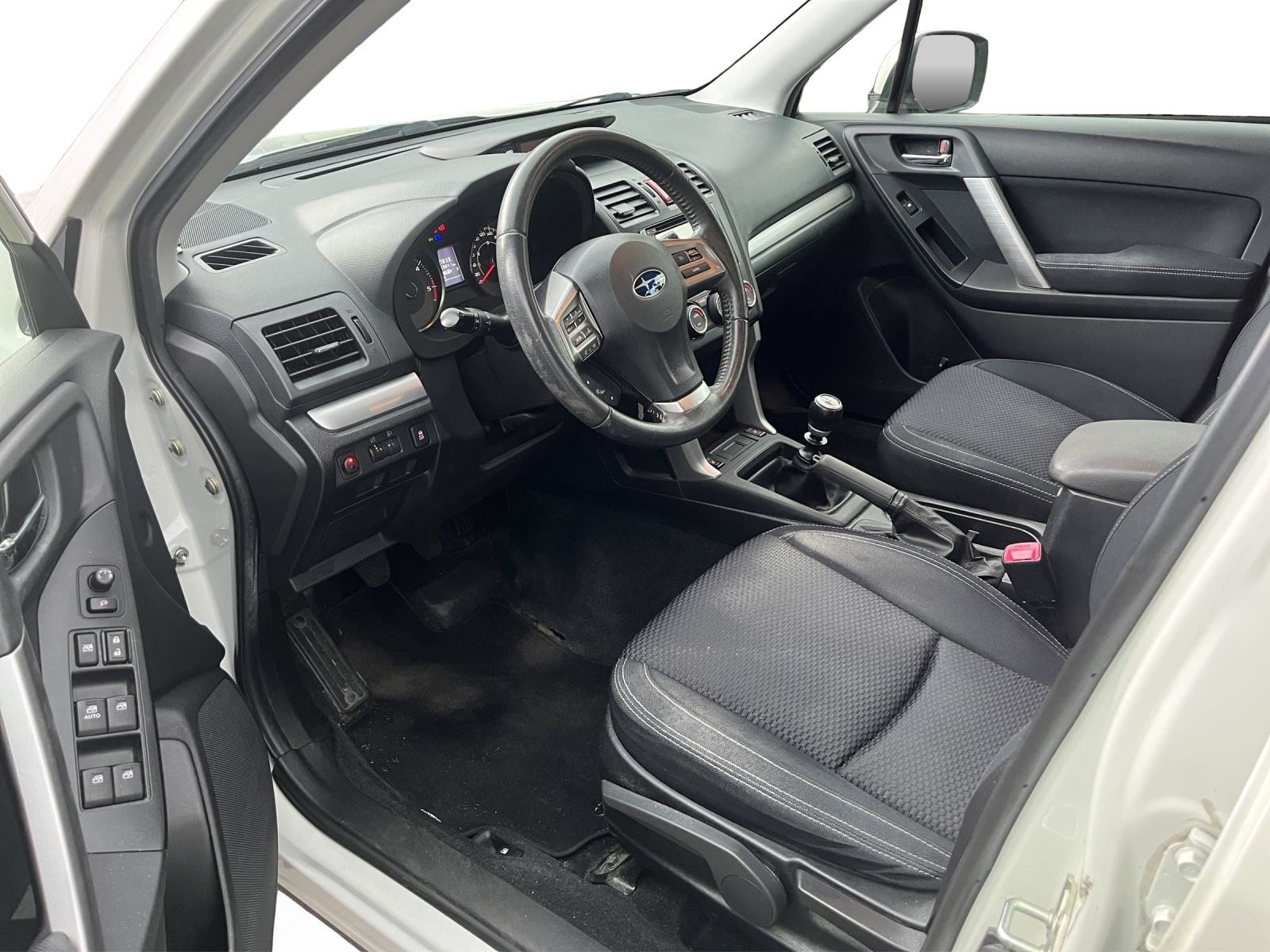 SUBARU Forester Station 2.0 D Swiss, Diesel, Occasioni / Usate, Manuale - 6
