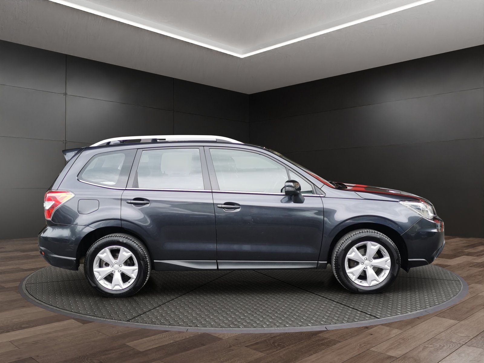 SUBARU Forester 2.0i Swiss, Essence, Occasion / Utilisé, Manuelle - 5