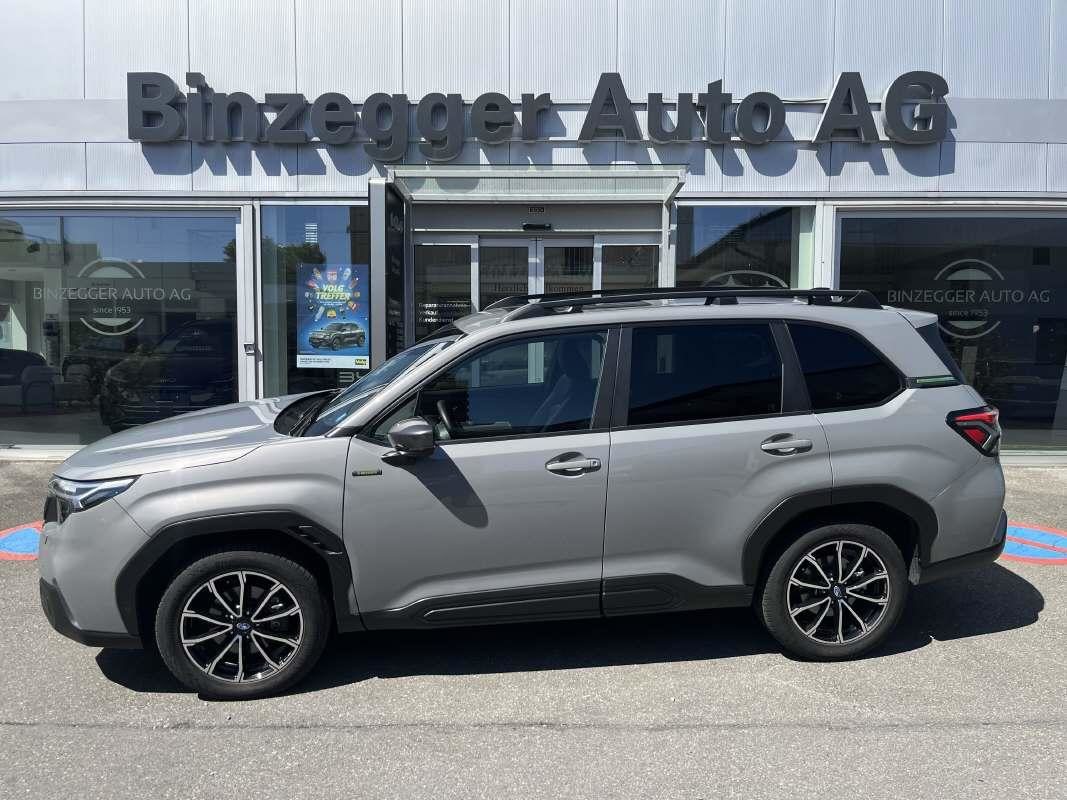 SUBARU Forester Station 2.0i e-Boxer Sport, Mild-Hybrid Benzin/Elektro, Occasion / Gebraucht, Automatik - 2