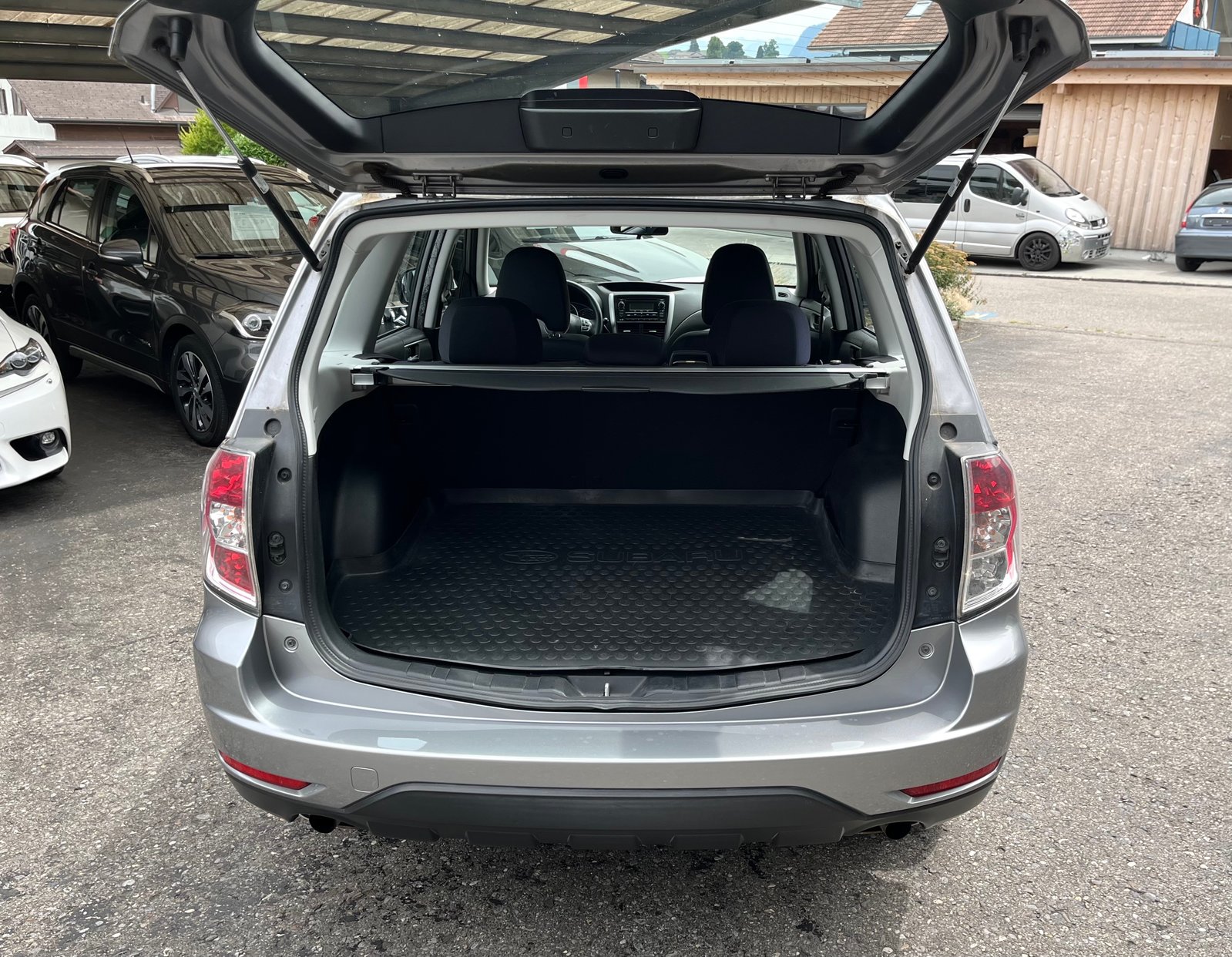 SUBARU Forester 2.0X Swiss Special, Benzin, Occasion / Gebraucht, Handschaltung - 7