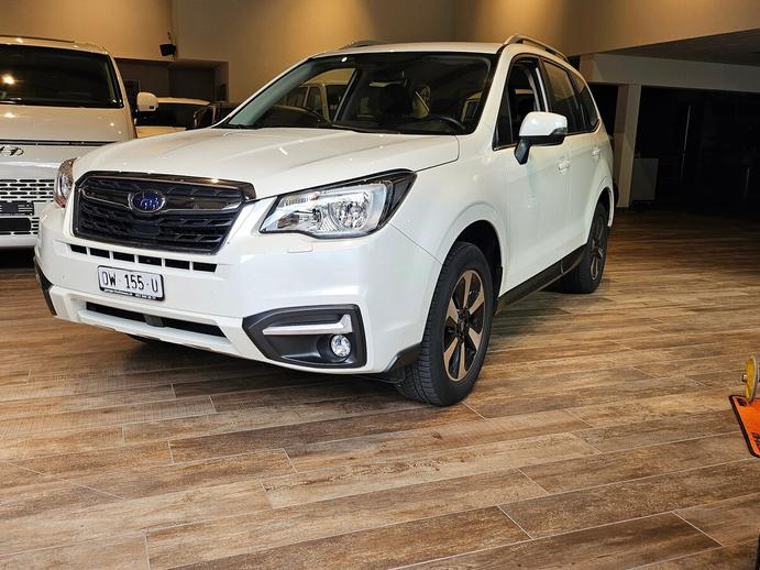 SUBARU Forester 2.0i Swiss AHK 2000KG, Essence, Occasion / Utilisé, Automatique