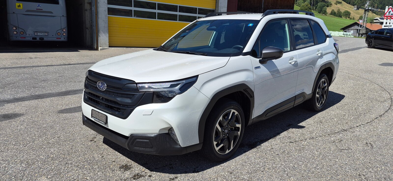 SUBARU Forester 2.0i e-Boxer Swiss Plus Lineartronic
