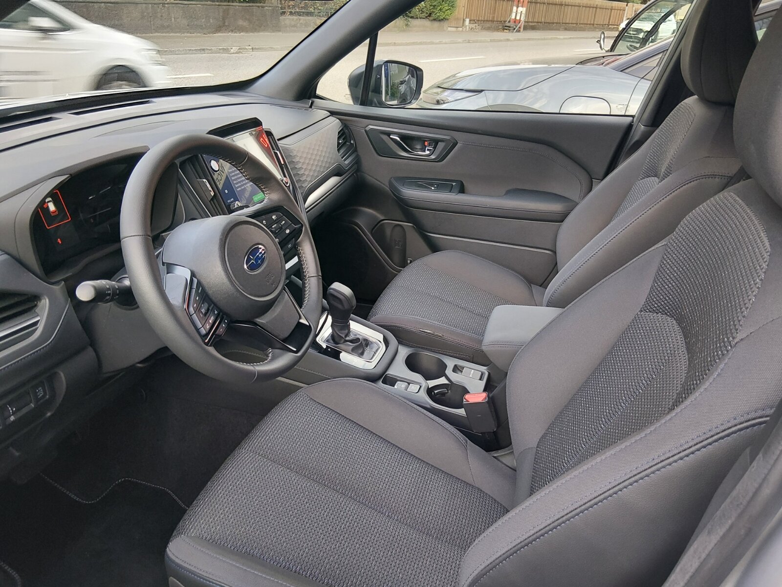 SUBARU Forester Station 2.0i e-Boxer Swiss Plus, Hybride Leggero Benzina/Elettrica, Occasioni / Usate, Automatico - 6