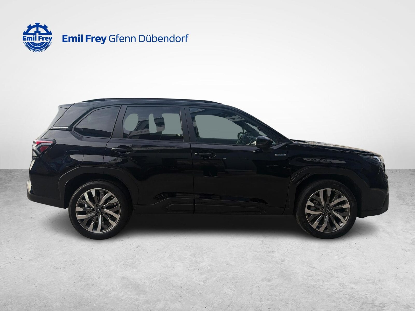 SUBARU Forester Station 2.0i e-Boxer Luxury, Mild-Hybrid Benzin/Elektro, Occasion / Gebraucht, Automatik - 6