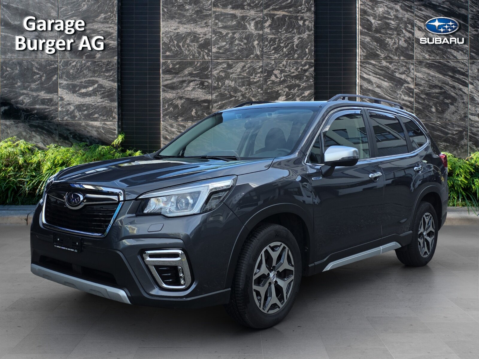 SUBARU Forester Station 2.0i e-Boxer Swiss Plus