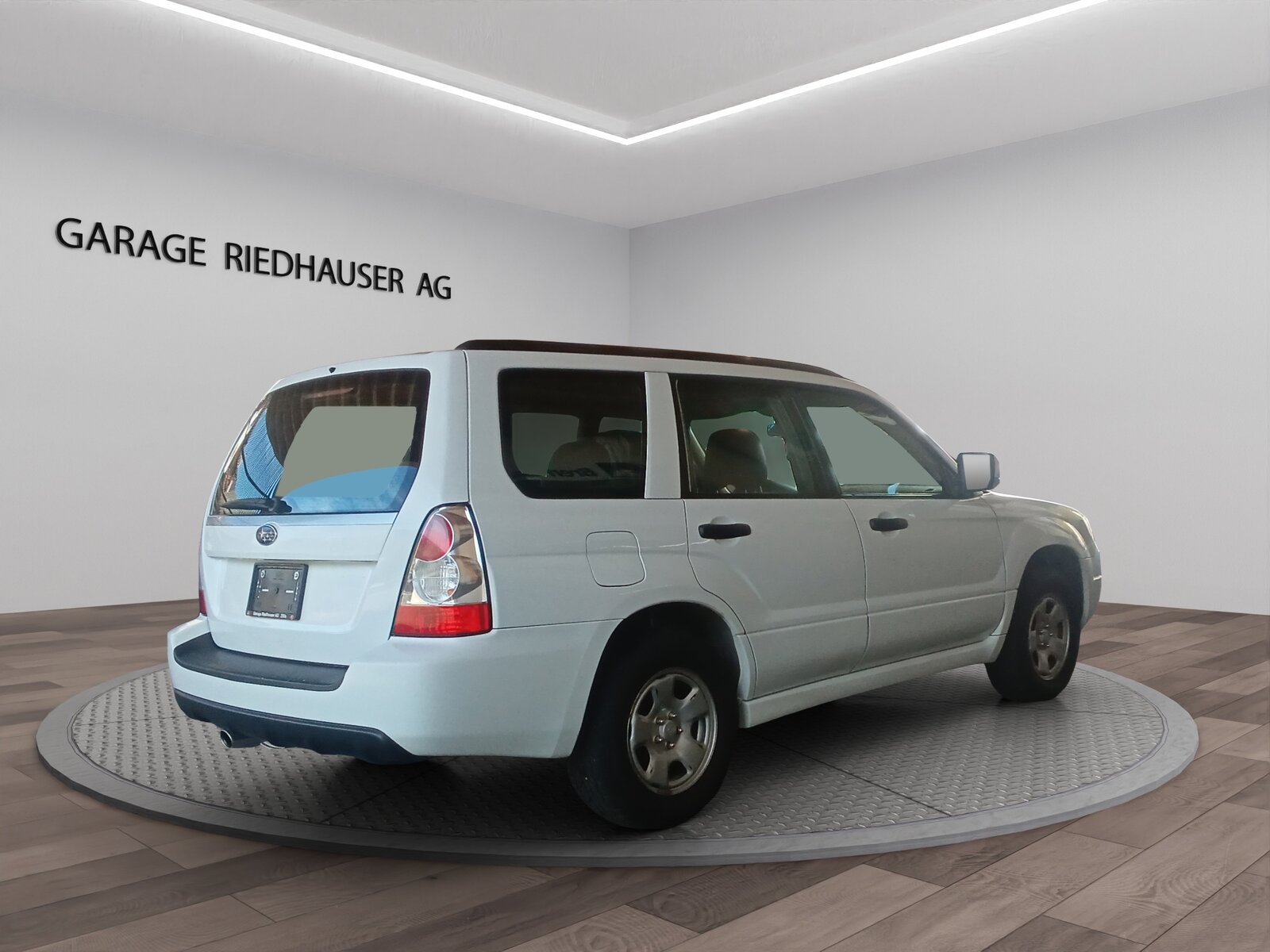 SUBARU Forester Station 4x4 2.0 X Swiss, Benzin, Occasion / Gebraucht, Automatik - 6
