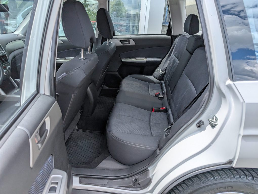 SUBARU FORESTER 2.0 X Swiss Special, Petrol, Second hand / Used, Automatic - 5