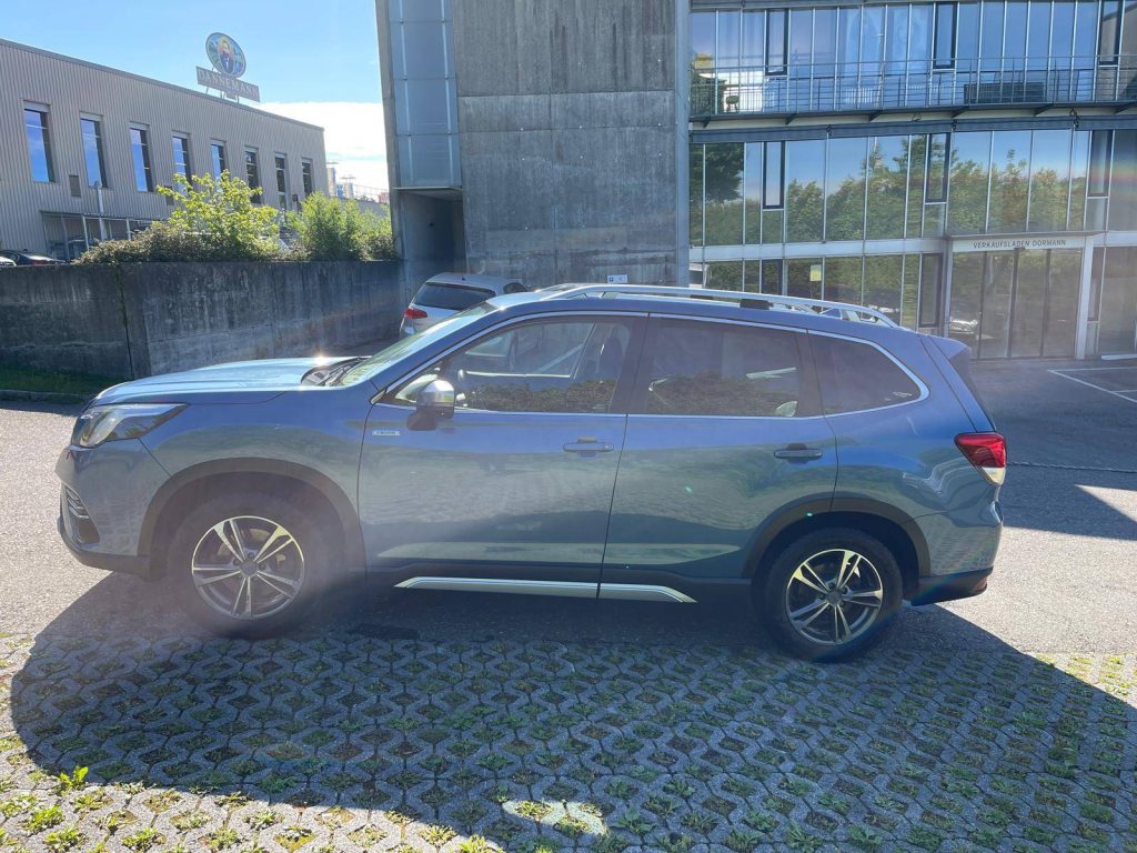 SUBARU FORESTER 2.0i e-Boxer Swiss Plus, Hybride Léger Essence/Électricité, Occasion / Utilisé, Automatique - 5