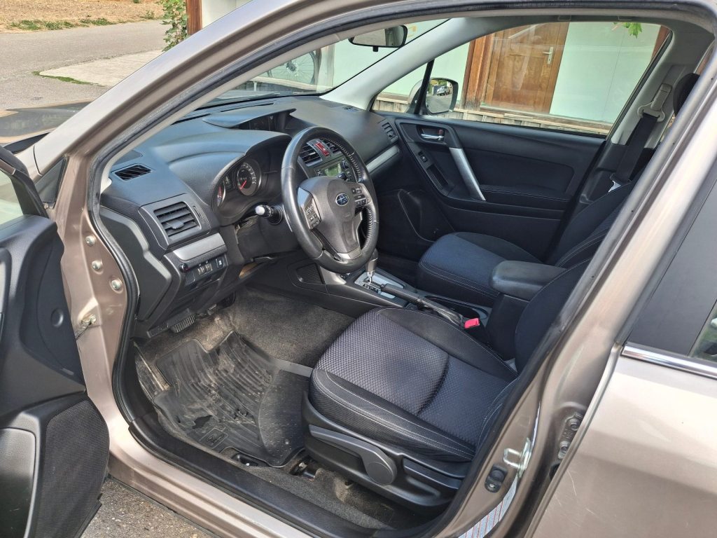 SUBARU FORESTER 2.0 Swiss, Benzin, Occasion / Gebraucht, Automatik - 5
