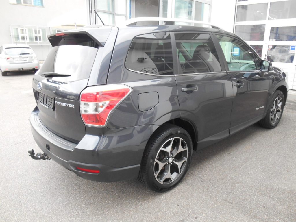 SUBARU Forester 2.0i Aut. AHK Lux., Essence, Occasion / Utilisé, Automatique - 4