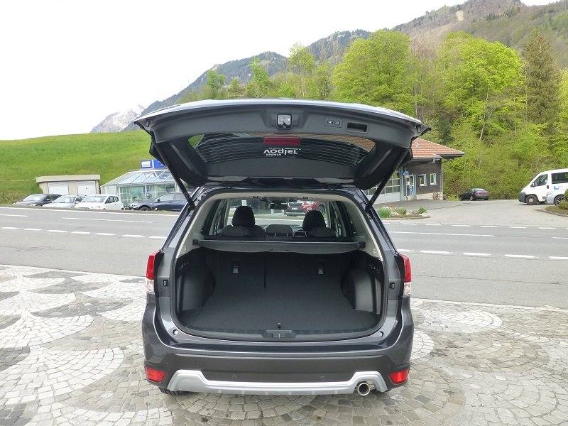 SUBARU Forester Station 2.0i e-Boxer Swiss Plus, Voll-Hybrid Benzin/Elektro, Vorführwagen, Automatik - 7