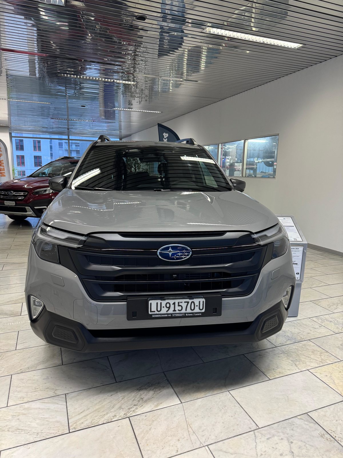 SUBARU Forester Station 2.0i e-Boxer Swiss Plus, Voll-Hybrid Benzin/Elektro, Vorführwagen, Automatik - 2