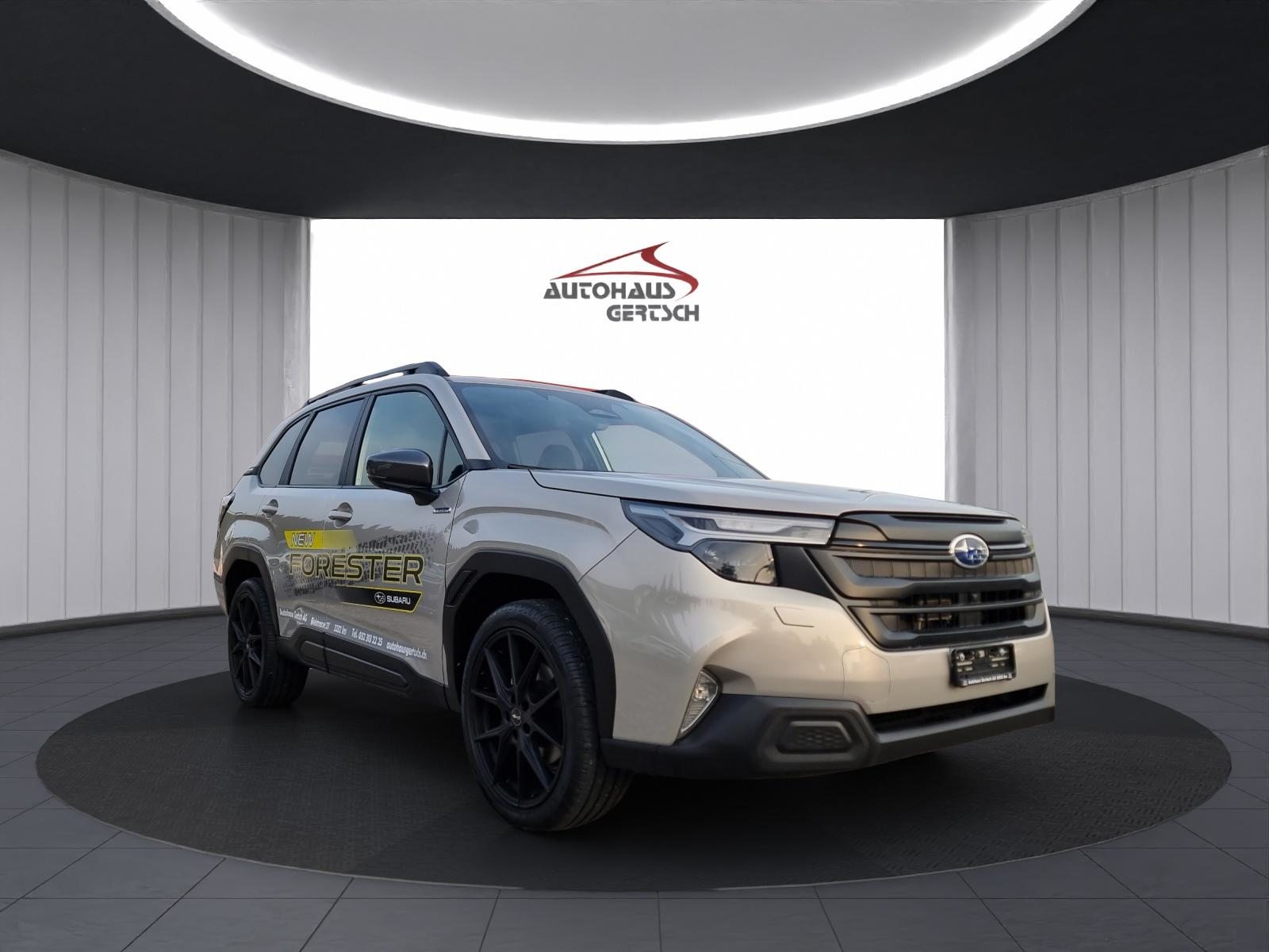 SUBARU Forester Station 2.0i e-Boxer Swiss Plus