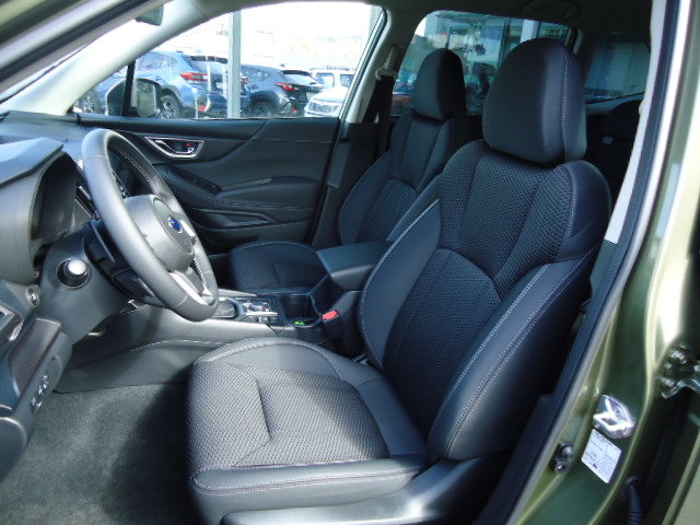 SUBARU Forester Station 2.0i e-Boxer Swiss Plus, Hybride Integrale Benzina/Elettrica, Auto dimostrativa, Automatico - 7