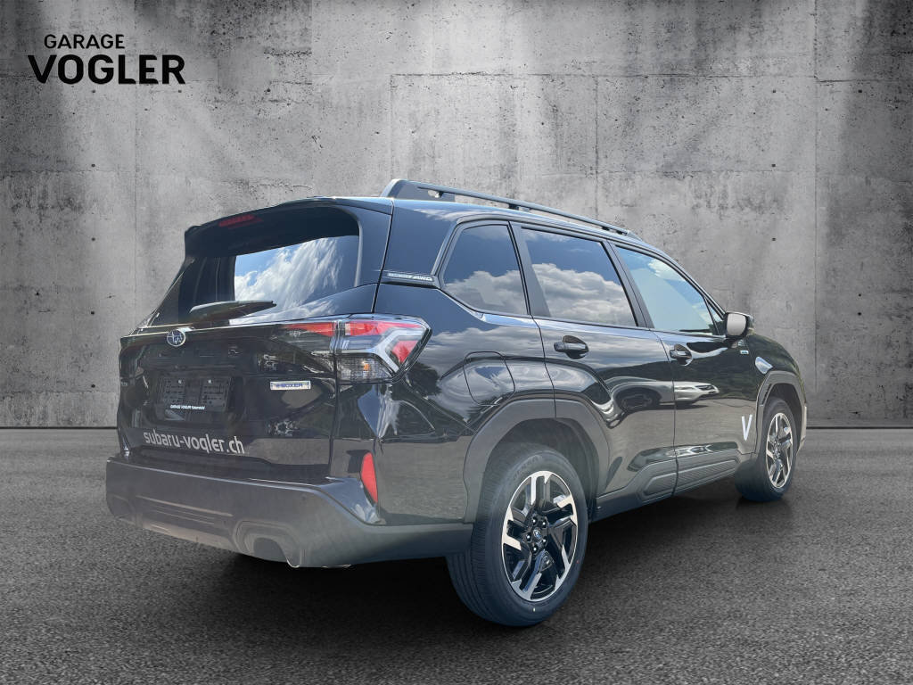 SUBARU Forester Station 2.0i e-Boxer Swiss Plus, Mild-Hybrid Petrol/Electric, Ex-demonstrator, Automatic - 5