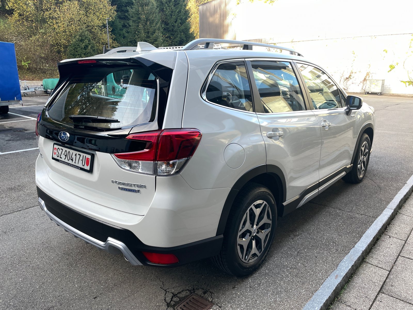 SUBARU Forester 2.0i e-Boxer Advantage Lineartronic, Voll-Hybrid Benzin/Elektro, Neuwagen, Automat - 4